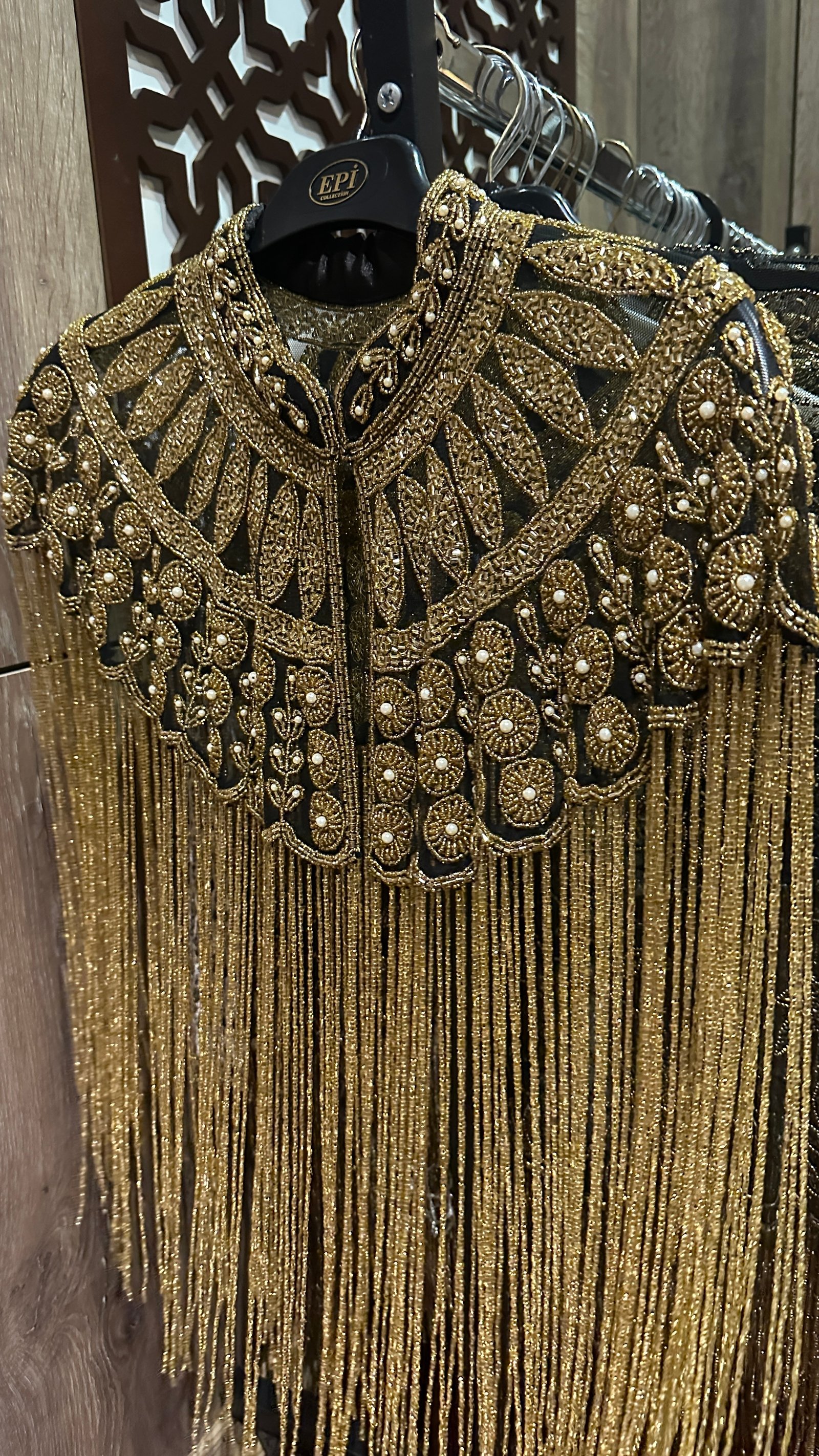Taşlı pelerin gold